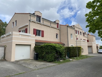 Ravalement de façade sur le bâtiment 2 à Castanet-Tolosan